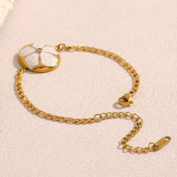 Браслет золотистая цепь с четырехлистником из эмали CJM81143 Браслет золотистая цепь с четырехлистником из эмали CJM81143