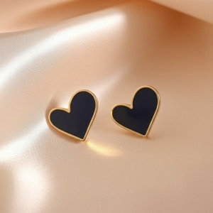 Стальные серьги с напылением золотом сердца с черной вставкой J10129CJJ Стальные серьги с напылением золотом сердца с черной вставкой J10129CJJ