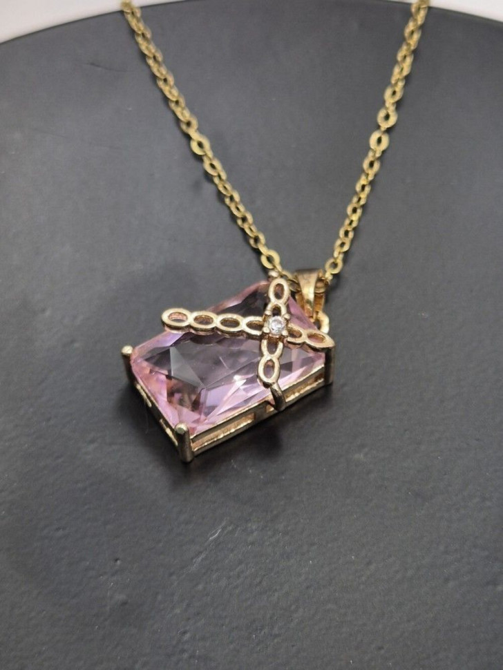 Колье медицинская сталь с напылением золотом J10821CJJ Колье медицинская сталь с напылением золотом J10821CJJ