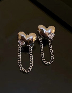 Объемные серьги-сердца с массивными цепями T72271 Объемные серьги-сердца с массивными цепями T72271