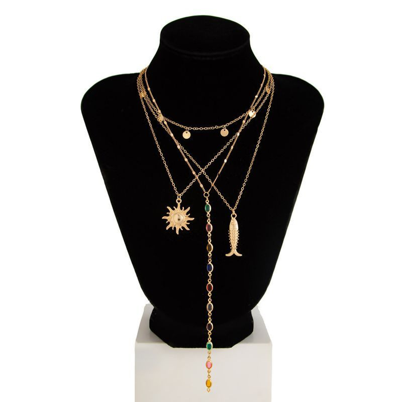 Колье-галстук с небесной символикой и цветными кристаллами CJQ19111