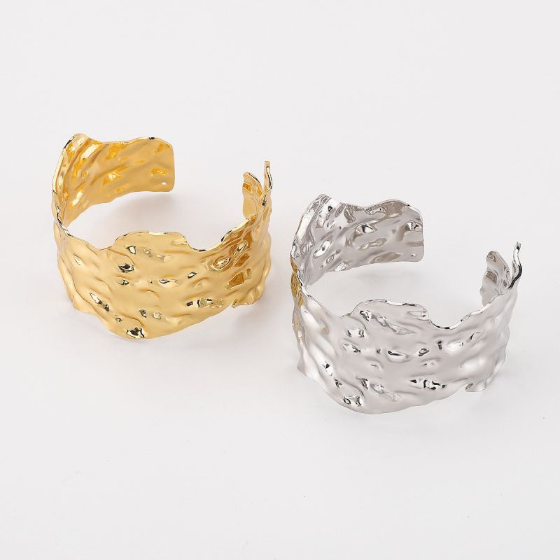 Жесткий браслет CJL33891 Жесткий браслет CJL33891