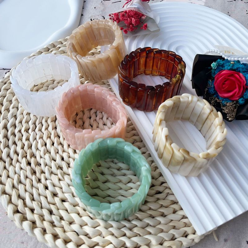 Жесткий браслет CJR57016