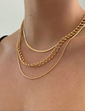 Тройная золотистая цепочка с плетением разных типов G71429 Тройная золотистая цепочка с плетением разных типов G71429