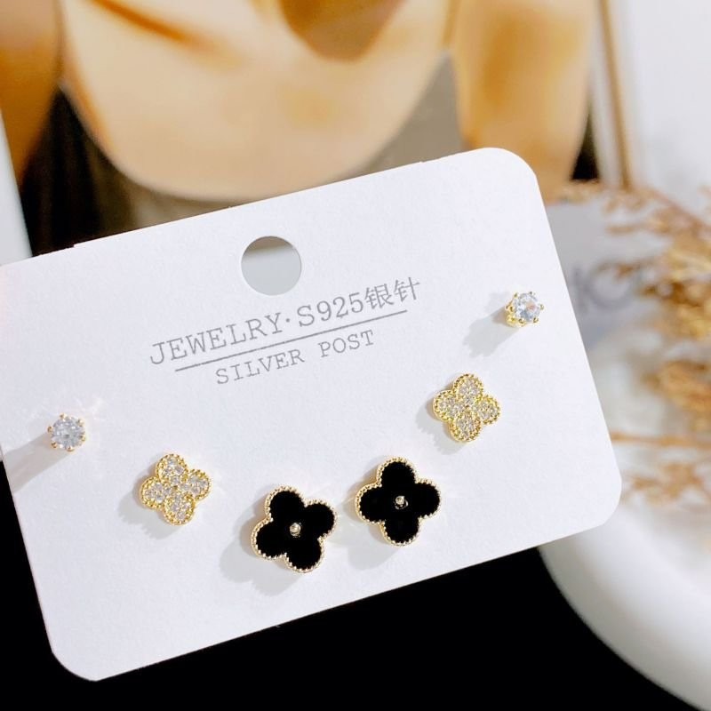 Ювелирный комплект серег CJC98203 Ювелирный комплект серег CJC98203