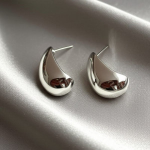 Серьги-гвоздики капли J10047CJJ Серьги-гвоздики капли J10047CJJ