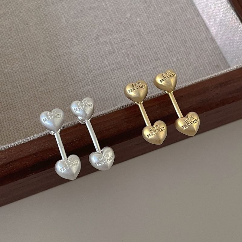 Серьги-штанги Двойные сердца серебристые CJC66304