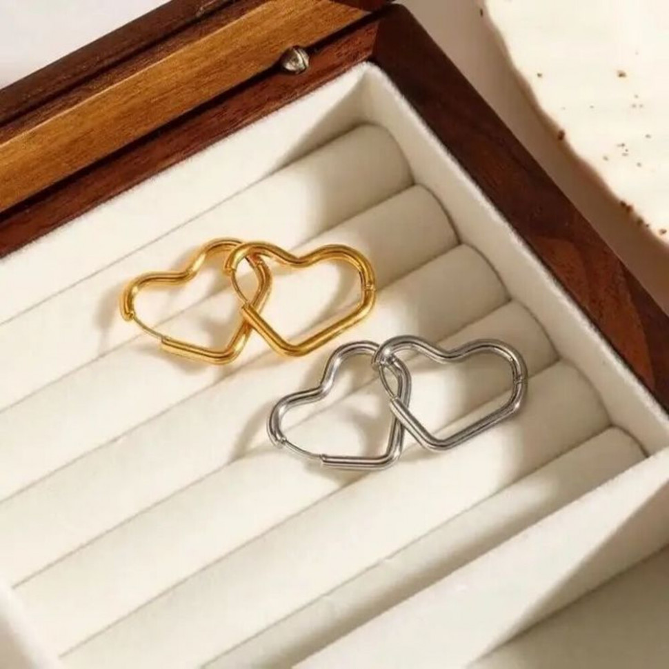 Серьги-кольца конго в форме переплетенных сердец J10264CJJ Серьги-кольца конго в форме переплетенных сердец J10264CJJ