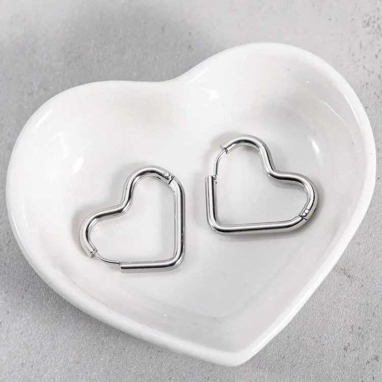 Стальные серьги-кольца сердца J10264CJJ Стальные серьги-кольца сердца J10264CJJ