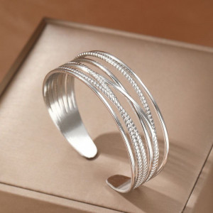 Браслет жесткий многорядный из тонких серебристых линий CJM03777 Браслет жесткий многорядный из тонких серебристых линий CJM03777