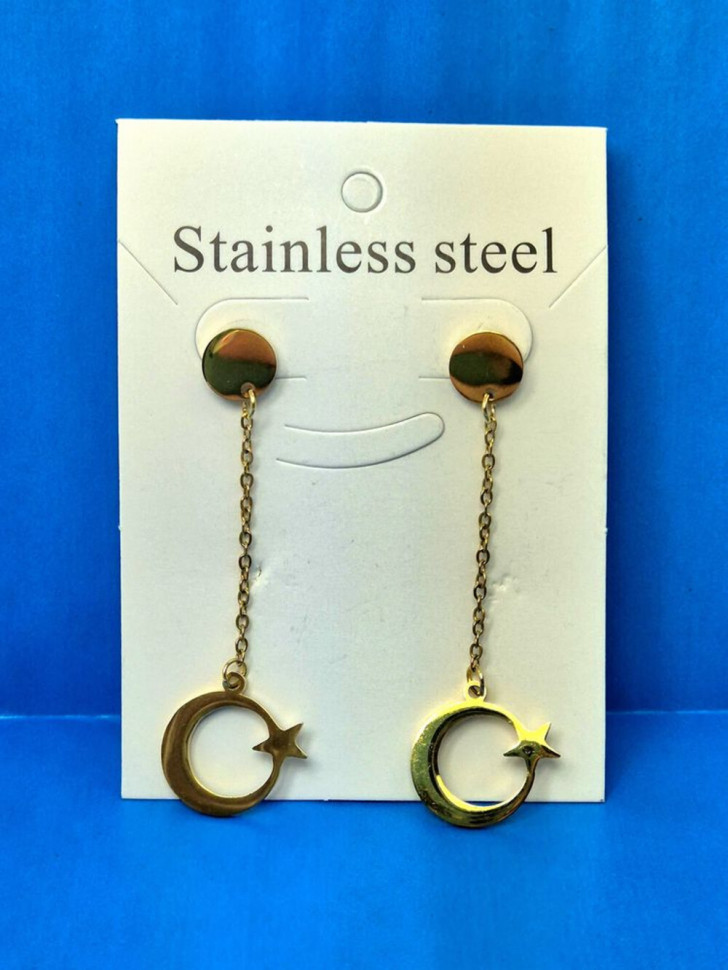 Серьги гвоздики звезда луна из стали с напылением золотом J11532CJJ Серьги гвоздики звезда луна из стали с напылением золотом J11532CJJ