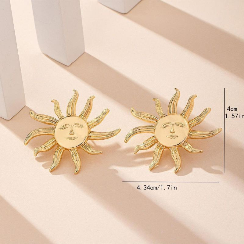 Оригинальные серьги-пусеты сияющее солнце CJM14379