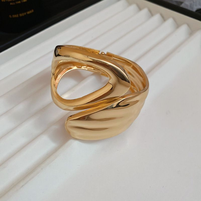 Браслет титановая сталь напыление золотом 1J12533CJJ