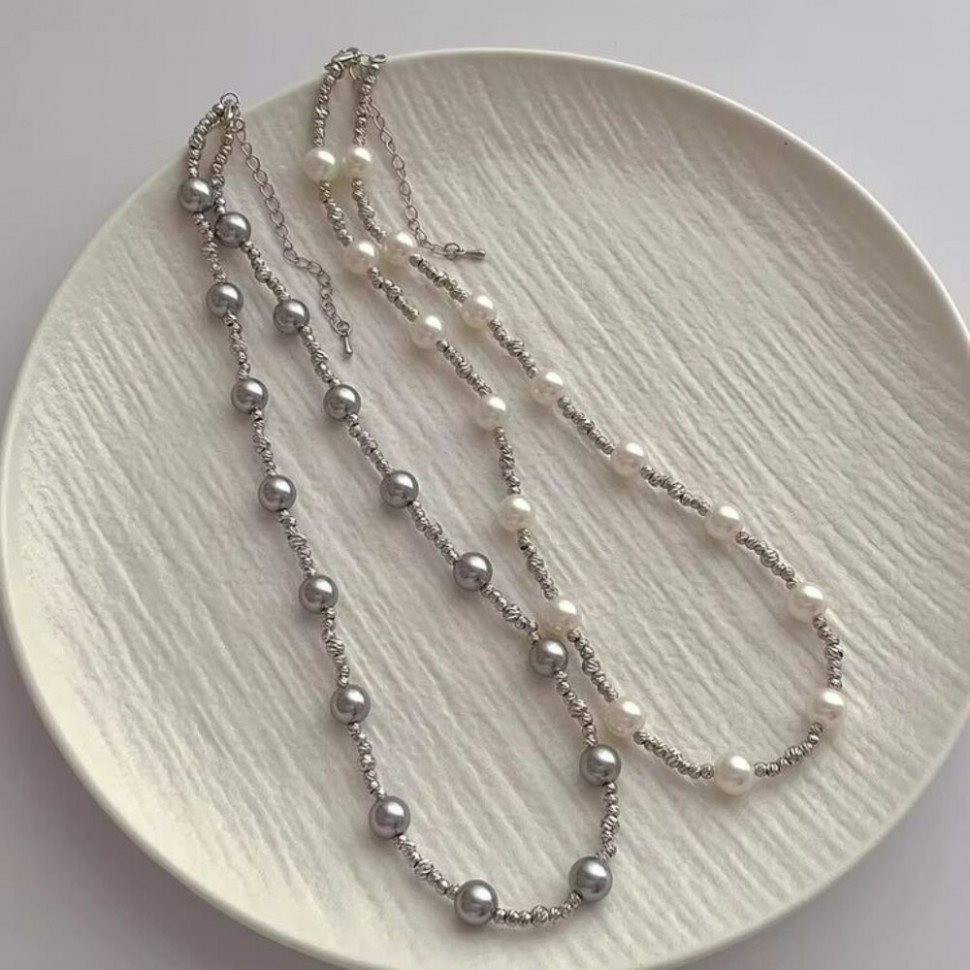 Элегантные жемчужные бусы с металлическими акцентами J10746CJJ