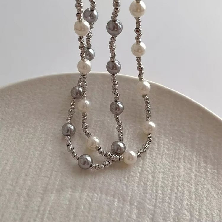 Элегантные жемчужные бусы с металлическими акцентами J10746CJJ