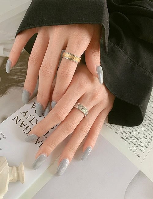 Широкое фактурное кольцо с алмазной гранью L80627 Широкое фактурное кольцо с алмазной гранью L80627