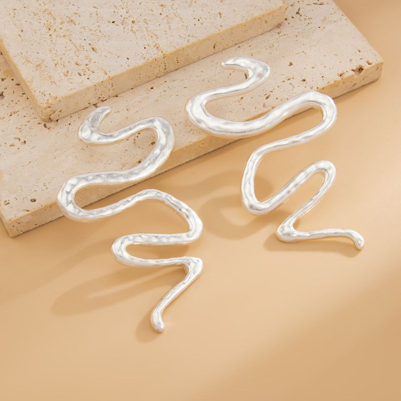 Длинные серьги-пусеты извилистые линии CJP36047